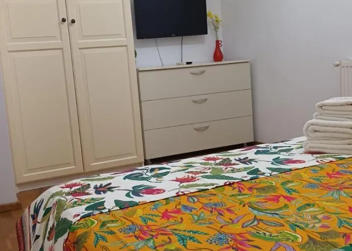 Apus De Soare مامايا